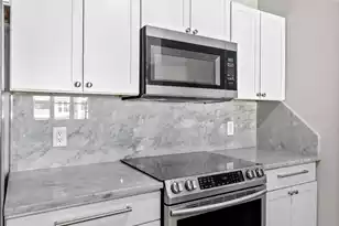 100 Bucksley Ln #303, Charleston, SC 29492 - Photo 13