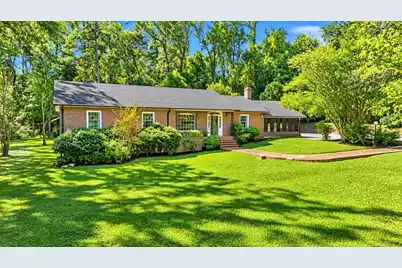 208 Carolina Avenue E, Summerville, SC 29483 - Photo 3