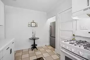 57 Darlington Ave, Charleston, SC 29403 - Photo 11