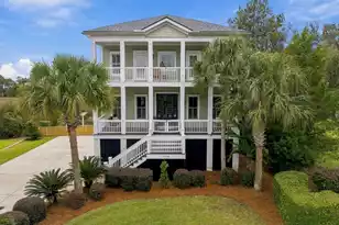 1906 Creek Dr N, Mount Pleasant, SC 29466 - Photo 1