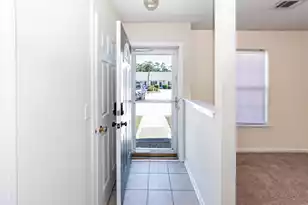1621 Dexter Ln, Charleston, SC 29412 - Photo 3