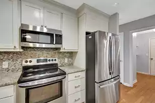 1561 Glen Erin Dr, Mount Pleasant, SC 29464 - Photo 13
