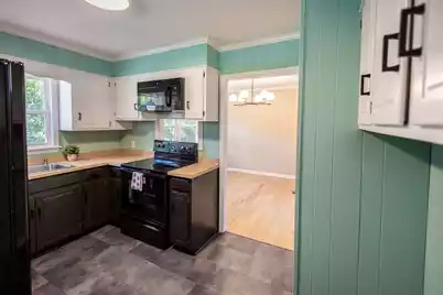 9595 Bells Highway, Ruffin, SC 29475 - Photo 15