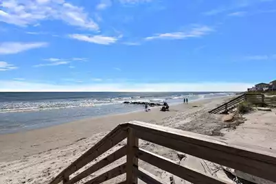 1605 Ashley Avenue E, Folly Beach, SC 29439 - Photo 27