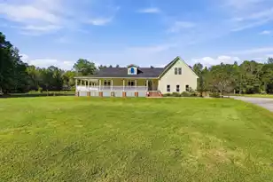 210 Knotty Oak Dr, Saint George, SC 29477 - Photo 1