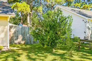 122 Cambridge Rd, Summerville, SC 29486 - Photo 5