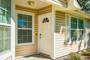 122 Cambridge Rd, Summerville, SC 29486 - Photo 7