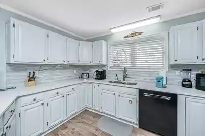 1665 Ashley Avenue E, Folly Beach, SC 29439 - Photo 7