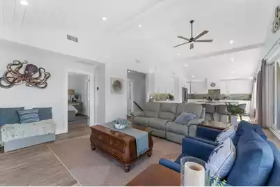 101 Charleston Boulevard, Isle Of Palms, SC 29451 - Photo 33