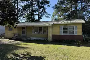 406 Smoak St, Bamberg, SC 29003 - Photo 1