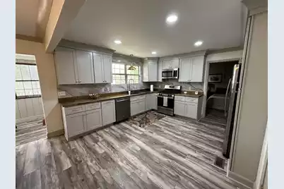 1504 Wyboo Avenue, Manning, SC 29102 - Photo 11