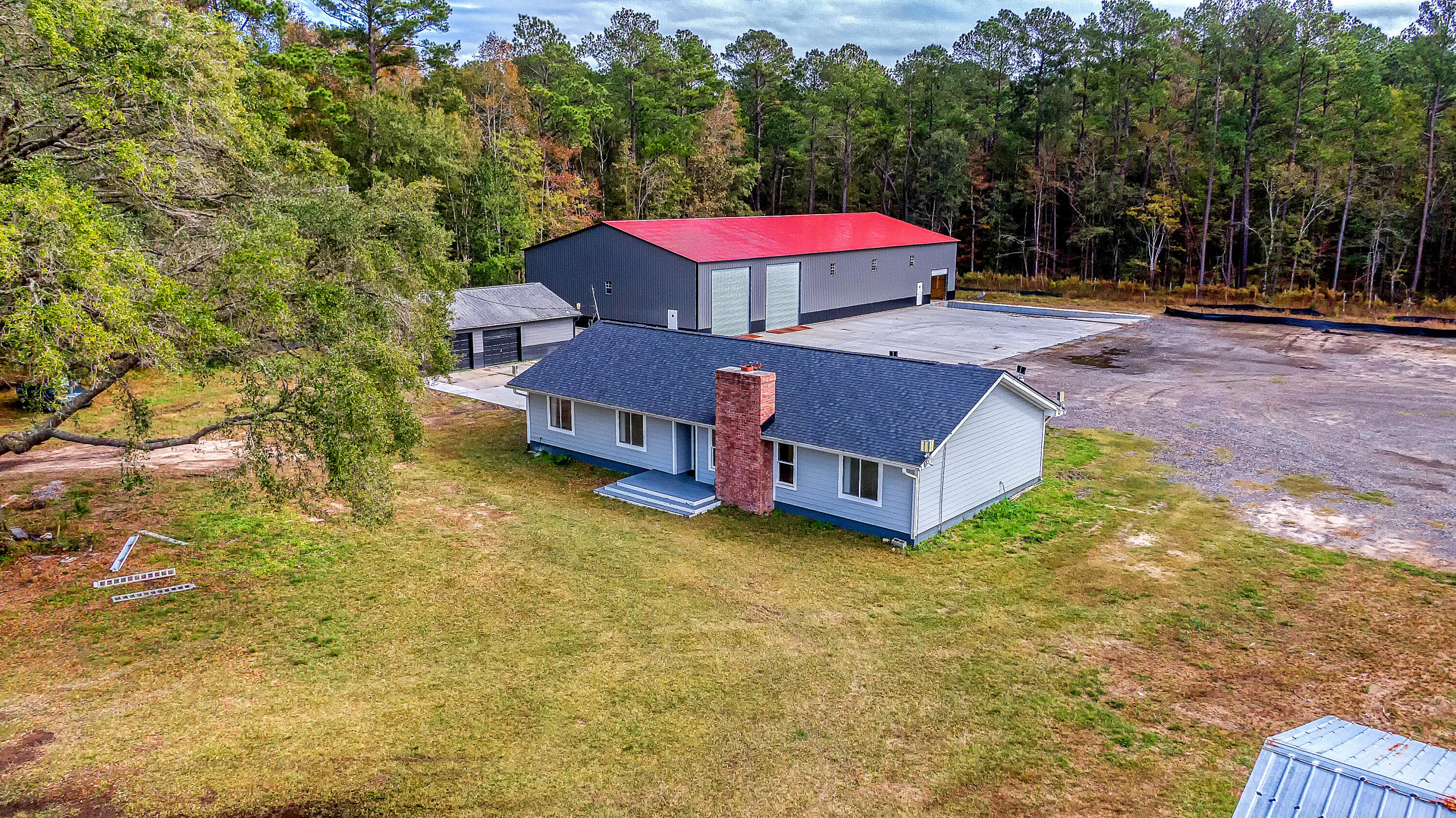 527 Farmview Ln, Huger, SC 29450 MLS 22029018 Coldwell Banker