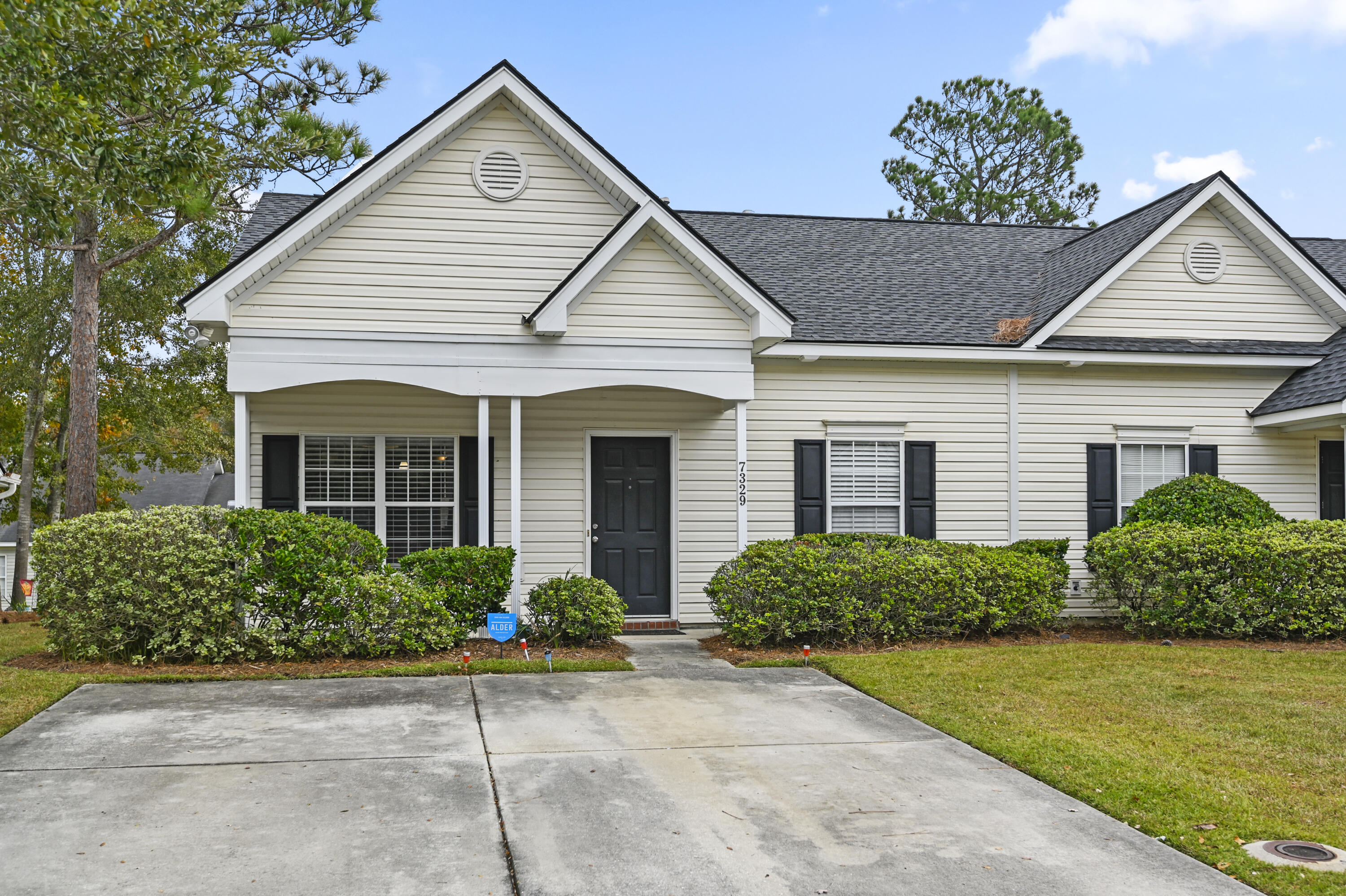 7329 Suncatcher Dr, Hanahan, SC 29410 - MLS 22029476 - Coldwell Banker