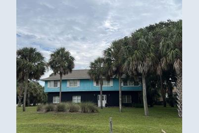 8 46th Avenue, Isle Of Palms, SC 29451 - Photo 1