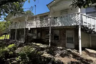 927 Lemacks Street N, Walterboro, SC 29488 - Photo 1