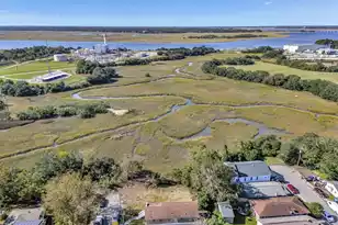 2326 Birdie Garrett St, Charleston, SC 29405 - Photo 1