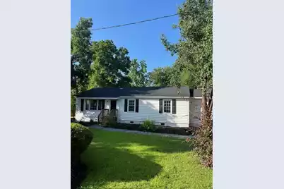 203 Juniper Street W, Andrews, SC 29510 - Photo 1