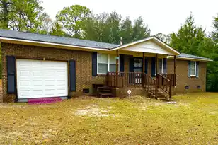 135 Golden Ave, Eutawville, SC 29048 - Photo 1
