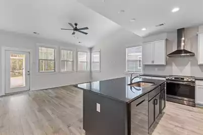 5100 Park Creek Avenue, North Charleston, SC 29418 - Photo 1