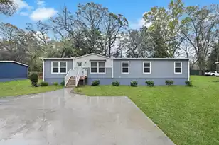 98 Sams Point Rd, Beaufort, SC 29907 - Photo 1