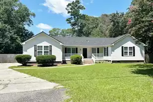 732 Gahagan Rd, Summerville, SC 29485 - Photo 1