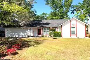5 John Fothergill Cir, Santee, SC 29142 - Photo 1