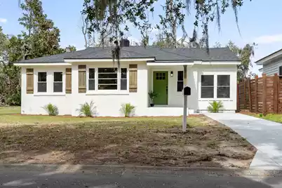 909 Washington Street, Beaufort, SC 29902 - Photo 1