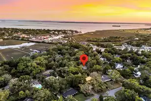 521 Pelzer Dr, Mount Pleasant, SC 29464 - Photo 1