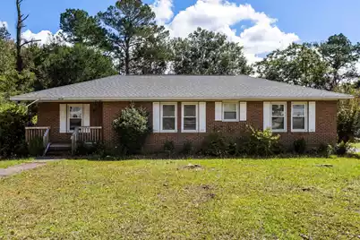 809 Magnolia Street N, Summerville, SC 29483 - Photo 1