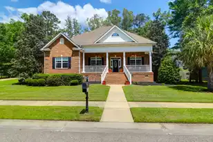 1069 Blockade Runner Pkwy, Summerville, SC 29485 - Photo 1