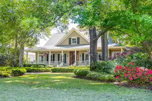 707 Royall Ave, Mount Pleasant, SC 29464 - Photo 1