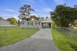 109 Plum Ln, Andrews, SC 29510 - Photo 1