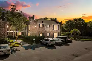 870 Colony Dr, Charleston, SC 29407 - Photo 1