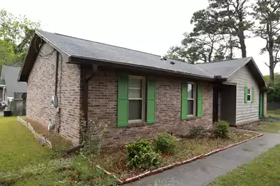 814 Armsway Street, Mount Pleasant, SC 29464 - Photo 1