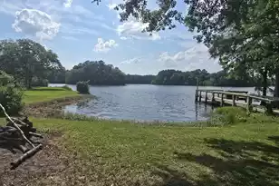 304 Fountain Lake Dr, Eutawville, SC 29048 - Photo 1