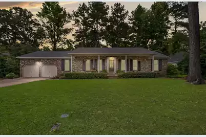 109 Lakeview Drive, Summerville, SC 29485 - Photo 1