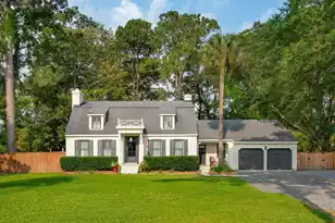 1446 Burningtree Rd, Charleston, SC 29412 - Photo 1