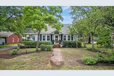647 Ellis Street, Mount Pleasant, SC 29464 - Photo 1