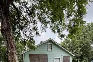 1912 English St, North Charleston, SC 29405 - Photo 1