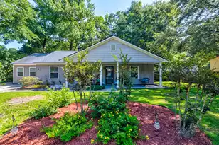 102 Cottonwood Dr, Summerville, SC 29483 - Photo 1