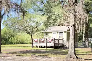 4589 Prices Bridge Ln, Walterboro, SC 29488 - Photo 1