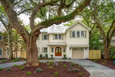 743 Hills Street, Mount Pleasant, SC 29464 - Photo 1