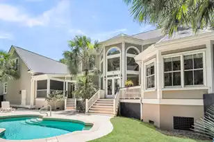 225 River Oak Dr, Mount Pleasant, SC 29464 - Photo 1