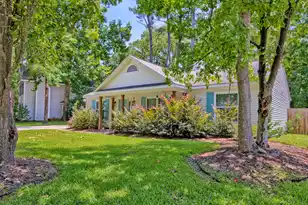 528 Castle Hall Rd, Mount Pleasant, SC 29464 - Photo 1