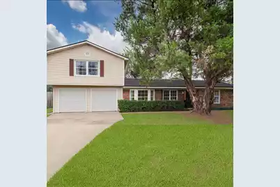 203 Beauregard Road, Summerville, SC 29486 - Photo 1