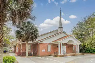 835 Magnolia Rd, Charleston, SC 29407 - Photo 1