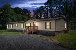 328 Glen St, Summerville, SC 29483 - Photo 1