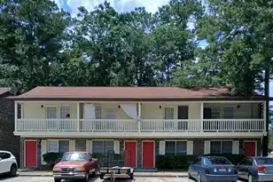 106 Colonial Ct, Summerville, SC 29483 - Photo 1