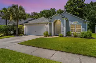 1532 Wellesley Cir, Mount Pleasant, SC 29466 - Photo 1