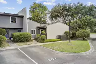 207 Ventura Pl, Mount Pleasant, SC 29464 - Photo 1